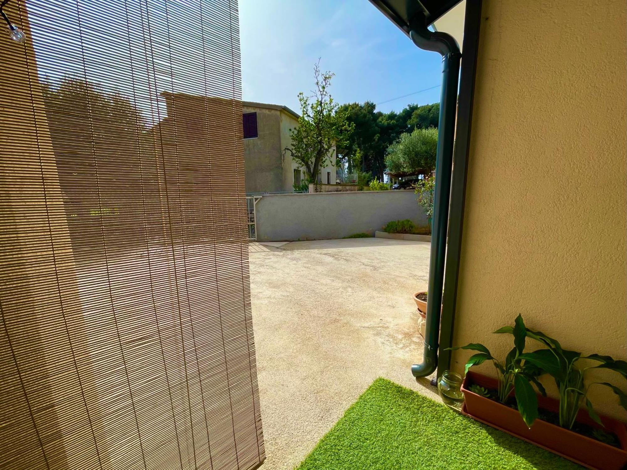 Apartment Green 29 Ровінь Екстер'єр фото
